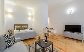 Santa Catarina Experience In Porto